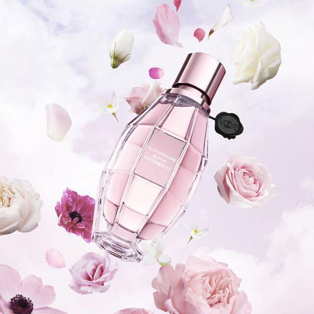 Flowerbomb Bloom eau de toilette spray